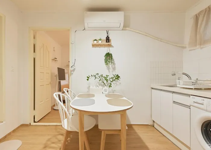 アパート Nonhyeon House ソウル特別市